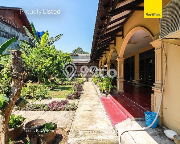 Best Deal Hunian Mewah Ideal dan Luas di Pesanggrahan, Jakarta Selatan Best Deal Hunian Mewah Ideal dan Luas di Pesanggrahan, Jakarta Selatan