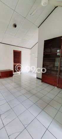 Dijual Rumah Luas Elegan Dengan View Cantik di Bintaro, Jakarta Selatan Dijual Rumah Luas Elegan Dengan View Cantik di Bintaro, Jakarta Selatan
