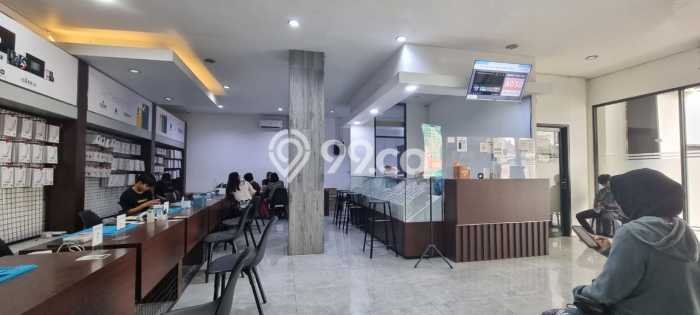 Unit Ruko Dijual di Jakarta Selatan LT 150m2 & LB 360m2 Unit Ruko Dijual di Jakarta Selatan LT 150m2 & LB 360m2