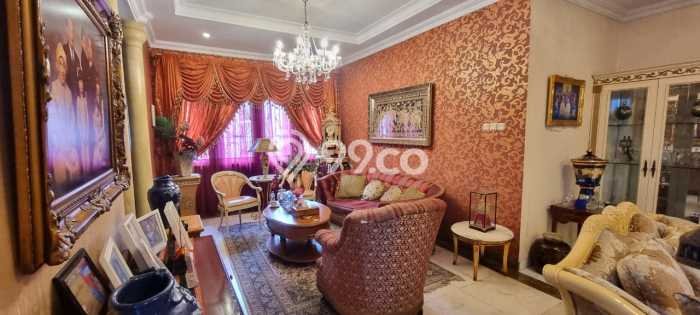 Rumah Mewah LB 960m2 Siap Huni Desain Elegan di Bintaro, Jakarta Selatan Rumah Mewah LB 960m2 Siap Huni Desain Elegan di Bintaro, Jakarta Selatan