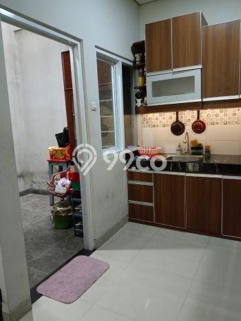 Siap Huni Rumah Mewah 4 Kamar di Kelapa Gading Dekat ke Mana Pun Siap Huni Rumah Mewah 4 Kamar di Kelapa Gading Dekat ke Mana Pun