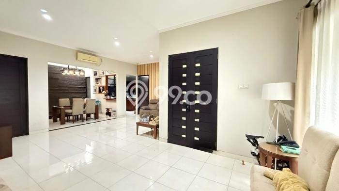 Ready to Use! Luxury House LT 180m2 Desain Modern di Bintaro Ready to Use! Luxury House LT 180m2 Desain Modern di Bintaro