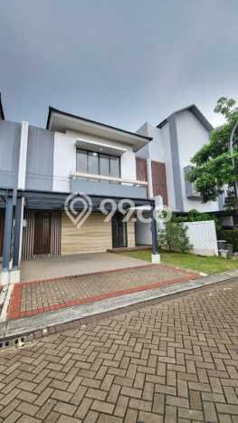 Rumah Luxury Modern Siap Huni di Bintaro Tangerang Selatan Rumah Luxury Modern Siap Huni di Bintaro Tangerang Selatan