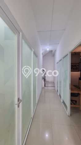 KAWASAN PREMIUM! Ruko Kawasan , Luas 220m2m², Jalan Utama KAWASAN PREMIUM! Ruko Kawasan , Luas 220m2m², Jalan Utama