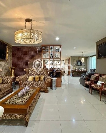 Ready to Use! Luxury House LT 335m2 Desain Elegan di Pondok Indah Ready to Use! Luxury House LT 335m2 Desain Elegan di Pondok Indah