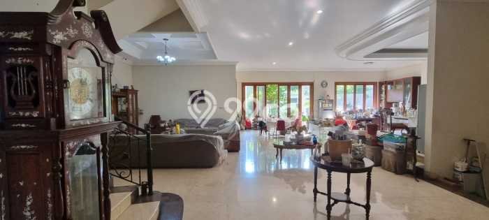 Hunian Mewah LB 650m2 Siap Pakai Desain Elegan di Pondok Indah, Jakarta Selatan Hunian Mewah LB 650m2 Siap Pakai Desain Elegan di Pondok Indah, Jakarta Selatan