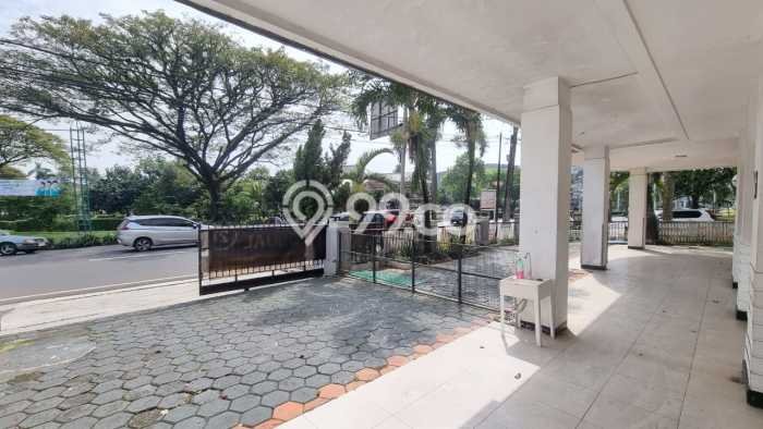 Unit Kantor Dijual di Tangerang Selatan LT 416m2 & LB 850m2 Unit Kantor Dijual di Tangerang Selatan LT 416m2 & LB 850m2