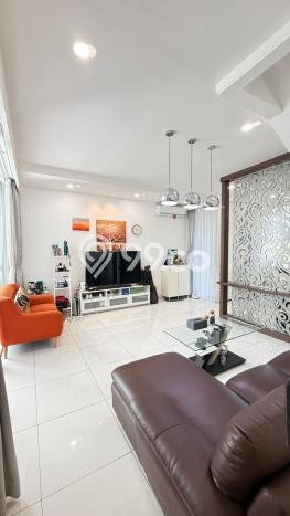 Rumah Elit LB 135m2 Siap Pakai Desain Elegan di Bintaro, Tangerang Selatan Rumah Elit LB 135m2 Siap Pakai Desain Elegan di Bintaro, Tangerang Selatan