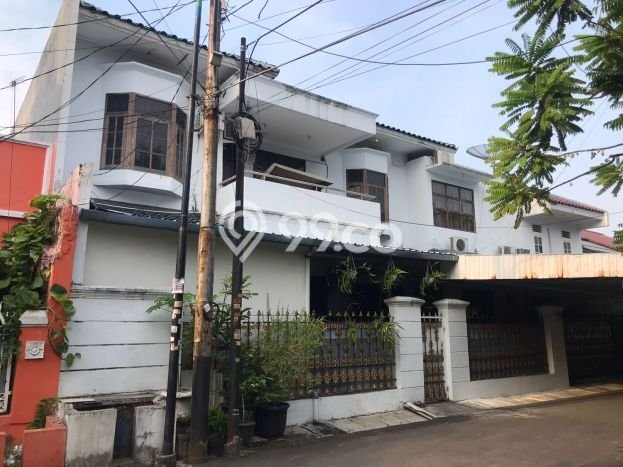 Jual Rumah Mewah Megah Dengan View Eksklusif di Rawamangun, Jakarta Timur Jual Rumah Mewah Megah Dengan View Eksklusif di Rawamangun, Jakarta Timur