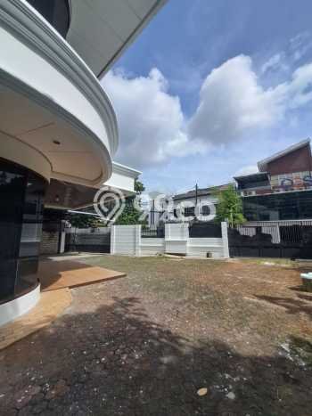 Siap Huni Rumah Mewah 5 Kamar di Cilandak Dekat ke Mana Saja Siap Huni Rumah Mewah 5 Kamar di Cilandak Dekat ke Mana Saja