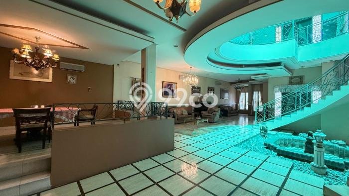 For Sale! Luxury House LT 400m2 Desain Elegan di Bintaro For Sale! Luxury House LT 400m2 Desain Elegan di Bintaro