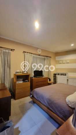 Dijual Rumah Luas Elegan Dengan View Eksklusif di Bintaro, Tangerang Selatan Dijual Rumah Luas Elegan Dengan View Eksklusif di Bintaro, Tangerang Selatan