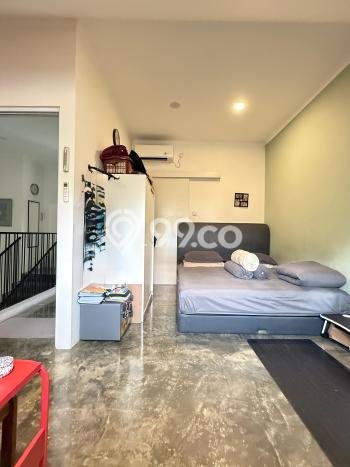 Rumah Modern Minimalis 4 Kamar Bisa Langsung Pindah di Serpong Utara Rumah Modern Minimalis 4 Kamar Bisa Langsung Pindah di Serpong Utara