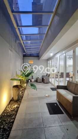Dijual Rumah Luas Elegan Dengan View Eksklusif di Bintaro, Tangerang Selatan Dijual Rumah Luas Elegan Dengan View Eksklusif di Bintaro, Tangerang Selatan