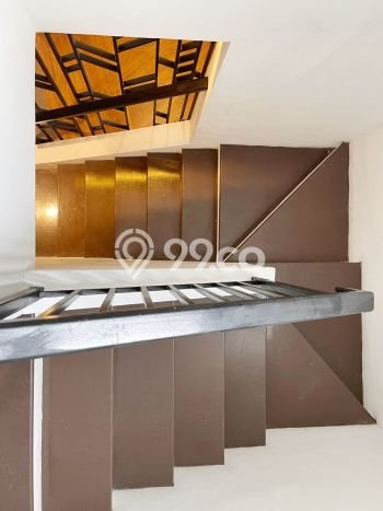 Ready to Use! Luxury House LT 105m2 Desain Modern di Bintaro Ready to Use! Luxury House LT 105m2 Desain Modern di Bintaro