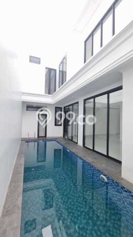 Rumah Luxury Modern Tanpa Renovasi di Bintaro Tangerang Selatan Rumah Luxury Modern Tanpa Renovasi di Bintaro Tangerang Selatan