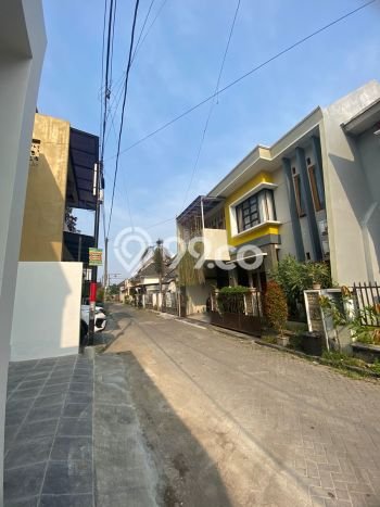 Dijual Rumah 5 Kamar Lokasi Strategis Bagus dan Strategis di Godean Dijual Rumah 5 Kamar Lokasi Strategis Bagus dan Strategis di Godean
