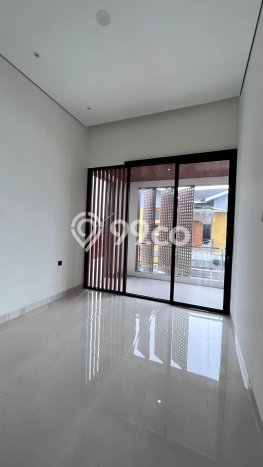 Jual Rumah Favorit Siap Huni LB 186m2 di Depok, Sleman Jual Rumah Favorit Siap Huni LB 186m2 di Depok, Sleman