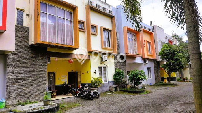 Unit Kost Dijual di Kawasan Danurejan Yogyakarta dengan 7 KT Unit Kost Dijual di Kawasan Danurejan Yogyakarta dengan 7 KT