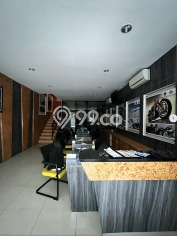 Unit Kantor Dijual di Jakarta Selatan LT 70m2 & LB 210m2 Unit Kantor Dijual di Jakarta Selatan LT 70m2 & LB 210m2
