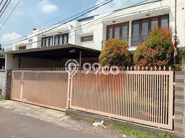 Rumah Mewah LB 250m2 Siap Pakai Desain Elegan di Bintaro, Jakarta Selatan Rumah Mewah LB 250m2 Siap Pakai Desain Elegan di Bintaro, Jakarta Selatan