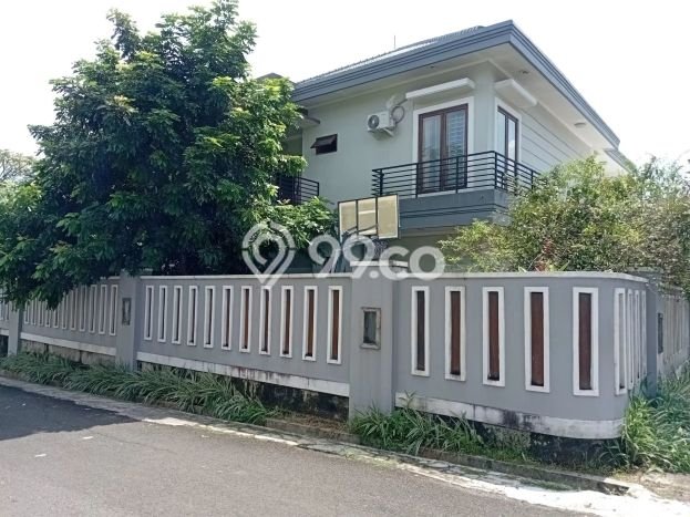 Jual Rumah Luas Elegan Dengan View Eksklusif di Bintaro, Jakarta Selatan Jual Rumah Luas Elegan Dengan View Eksklusif di Bintaro, Jakarta Selatan