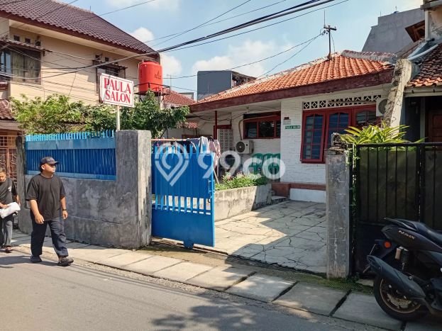 Siap Huni Rumah Mewah 4 Kamar di Kebayoran Baru Dekat ke Mana Saja Siap Huni Rumah Mewah 4 Kamar di Kebayoran Baru Dekat ke Mana Saja
