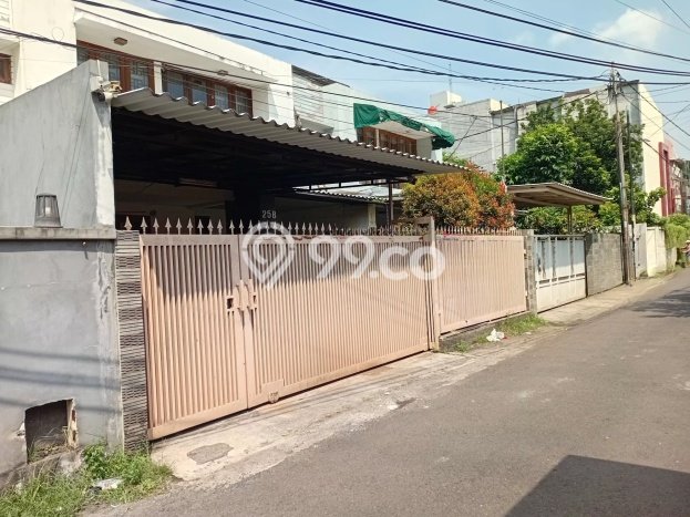 Rumah Mewah LB 250m2 Siap Pakai Desain Elegan di Bintaro, Jakarta Selatan Rumah Mewah LB 250m2 Siap Pakai Desain Elegan di Bintaro, Jakarta Selatan