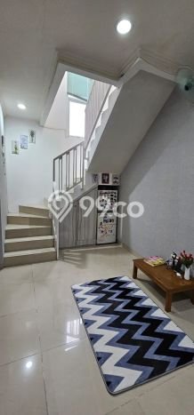 Rumah Modern 3 KT di Ciganjur Jakarta Selatan Full Furnished Rumah Modern 3 KT di Ciganjur Jakarta Selatan Full Furnished