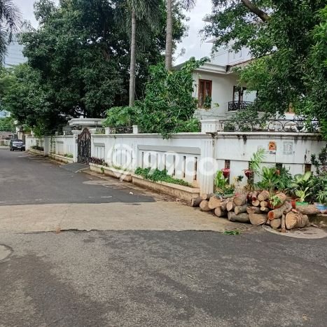 Siap Huni Hunian Elit 5 Kamar di Cilandak Dekat ke Mana Pun Siap Huni Hunian Elit 5 Kamar di Cilandak Dekat ke Mana Pun