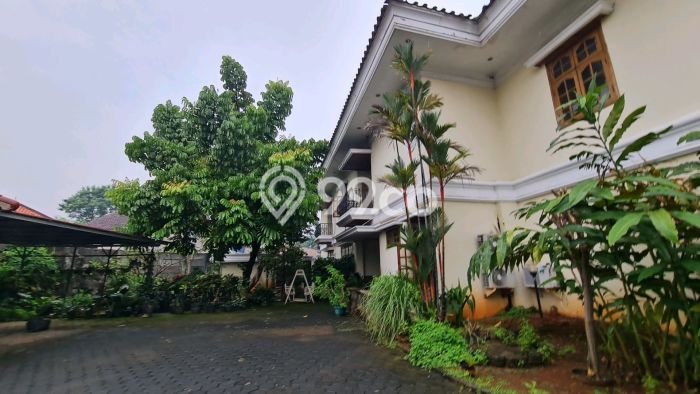 Rumah Elit LB 1324m2 Siap Huni Desain Elegan di Ampera, Jakarta Selatan Rumah Elit LB 1324m2 Siap Huni Desain Elegan di Ampera, Jakarta Selatan