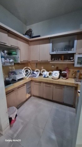 Rumah Elit LB 250m2 Siap Pakai Desain Elegan di Pondok Kelapa, Jakarta Timur Rumah Elit LB 250m2 Siap Pakai Desain Elegan di Pondok Kelapa, Jakarta Timur