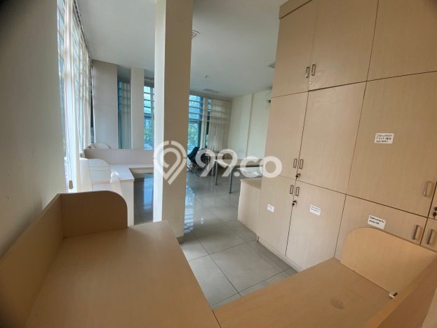 Ruko Dijual di Kembangan LT 145m2, LB 280m2 untuk Investasi Ruko Dijual di Kembangan LT 145m2, LB 280m2 untuk Investasi