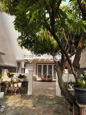 Jual Rumah Mewah Elegan Dengan View Eksklusif di Cibubur, Depok Jual Rumah Mewah Elegan Dengan View Eksklusif di Cibubur, Depok
