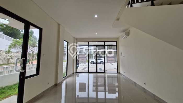 Disewakan Ruko di Kawasan Ramai Gading Serpong Luas 91m2 Disewakan Ruko di Kawasan Ramai Gading Serpong Luas 91m2