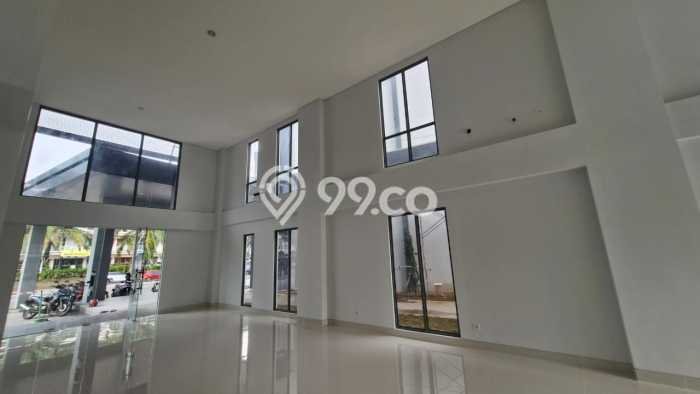 Dijual! Ruko di Gading Serpong Tangerang LT 108m2 / LB 326m2 Kawasan Strategis Dijual! Ruko di Gading Serpong Tangerang LT 108m2 / LB 326m2 Kawasan Strategis