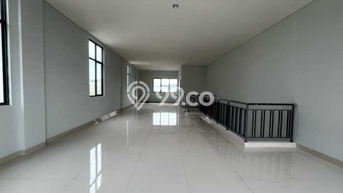 Dijual! Ruko di Gading Serpong Tangerang LT 108m2 / LB 326m2 Kawasan Strategis Dijual! Ruko di Gading Serpong Tangerang LT 108m2 / LB 326m2 Kawasan Strategis