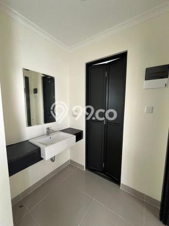 Jual Rumah Mewah Elegan Dengan View Cantik di Gading Serpong, Tangerang Jual Rumah Mewah Elegan Dengan View Cantik di Gading Serpong, Tangerang