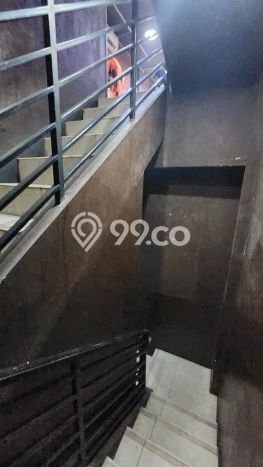 Ruko Dijual di Jakarta Barat LT 100m2 & LB 300m2 Lokasi Terbaik! Ruko Dijual di Jakarta Barat LT 100m2 & LB 300m2 Lokasi Terbaik!