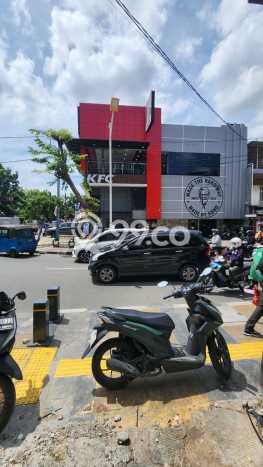 Ruko Dijual di Jakarta Barat LT 100m2 & LB 300m2 Lokasi Terbaik! Ruko Dijual di Jakarta Barat LT 100m2 & LB 300m2 Lokasi Terbaik!