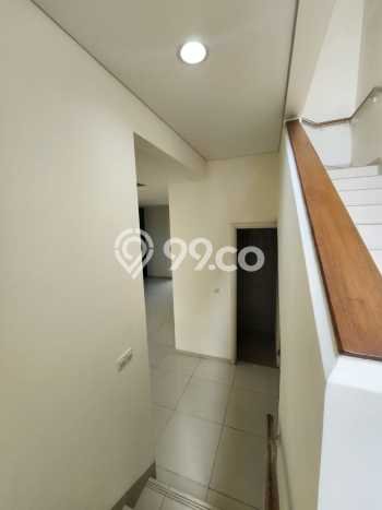 For Sale! Luxury House LT 140m2 Desain Elegan di Alam Sutera For Sale! Luxury House LT 140m2 Desain Elegan di Alam Sutera
