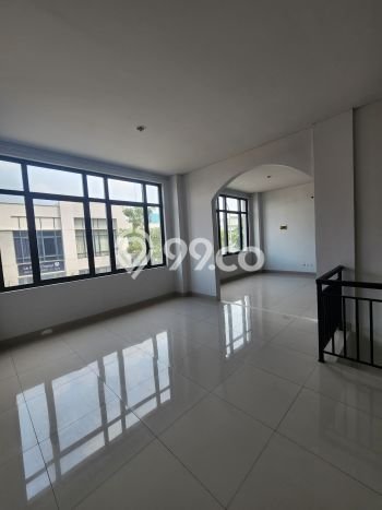 Ruko di BSD Komersial Area, Luas 140m², Disewakan, Area Komersial, Siap Operasional Ruko di BSD Komersial Area, Luas 140m², Disewakan, Area Komersial, Siap Operasional