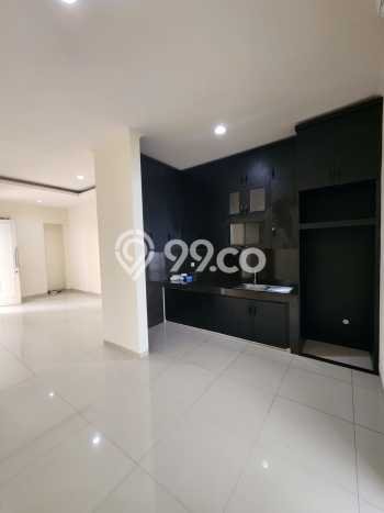 For Sale! Luxury House LT 140m2 Desain Elegan di Alam Sutera For Sale! Luxury House LT 140m2 Desain Elegan di Alam Sutera