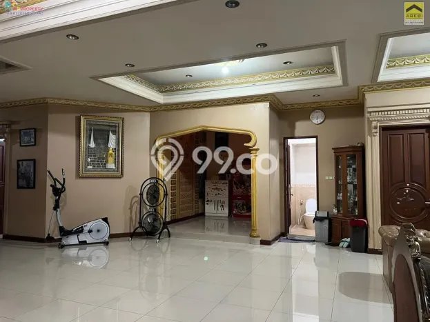 Dijual Hunian Mewah dengan Fasilitas Sekitar Lengkap di Duren Sawit, Jakarta Timur Dijual Hunian Mewah dengan Fasilitas Sekitar Lengkap di Duren Sawit, Jakarta Timur