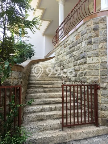 Rumah Elit Modern Siap Huni di Setra Duta Bandung Rumah Elit Modern Siap Huni di Setra Duta Bandung