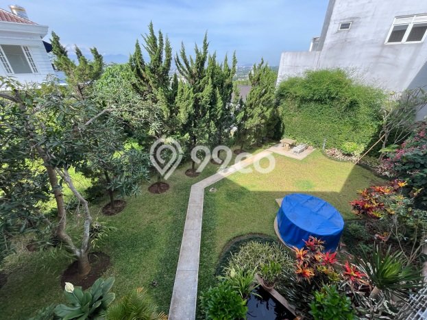 Rumah Luxury Modern Siap Huni di Resor Dago Pakar Bandung Rumah Luxury Modern Siap Huni di Resor Dago Pakar Bandung