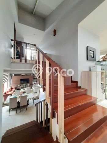 Rumah Mewah LB 360m2 Siap Huni Desain Elegan di Bintaro, Tangerang Selatan Rumah Mewah LB 360m2 Siap Huni Desain Elegan di Bintaro, Tangerang Selatan