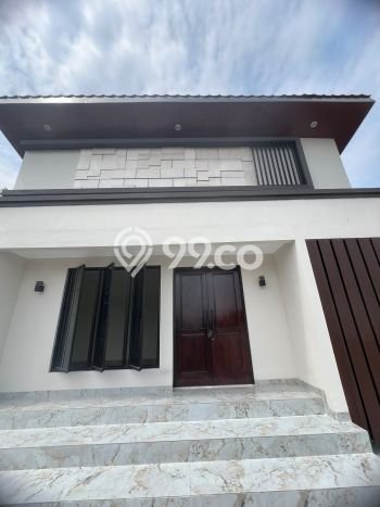 Rumah Elit Modern Siap Huni di BSD The Icon Tangerang Rumah Elit Modern Siap Huni di BSD The Icon Tangerang