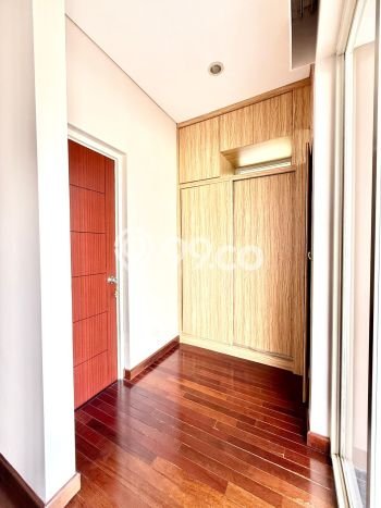 Dijual Rumah Eksklusif 3 KT di Pondok Ranji, Tangerang Selatan Dijual Rumah Eksklusif 3 KT di Pondok Ranji, Tangerang Selatan