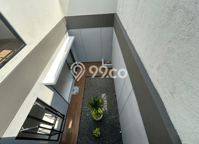 Ready to Use! Luxury House LT 135m2 Desain Elegan di Bintaro Ready to Use! Luxury House LT 135m2 Desain Elegan di Bintaro